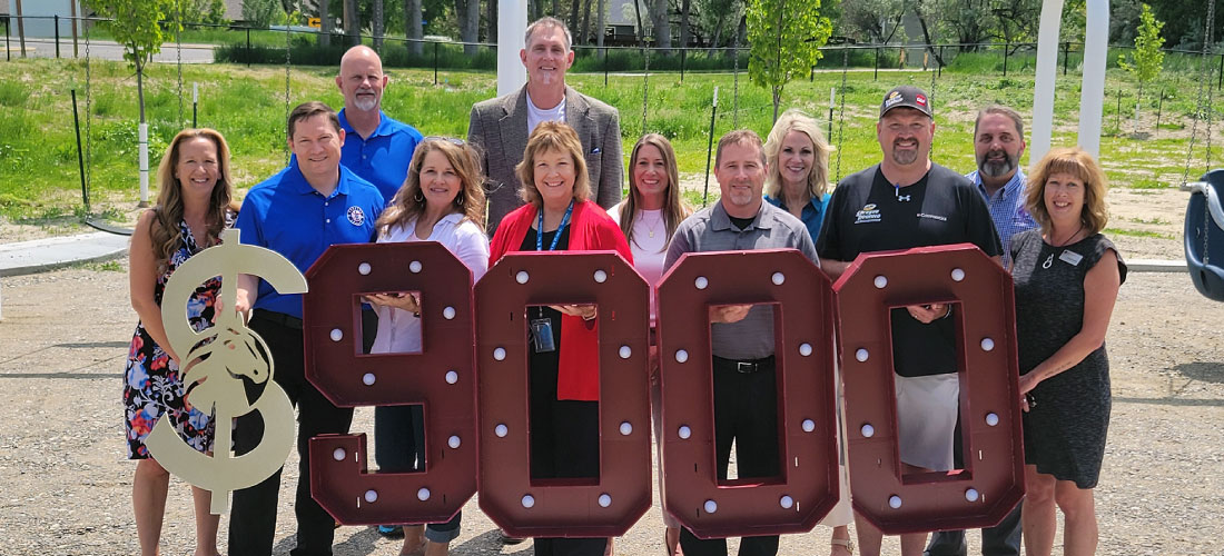 First Federal employees and representatives from Landon's Legacy.